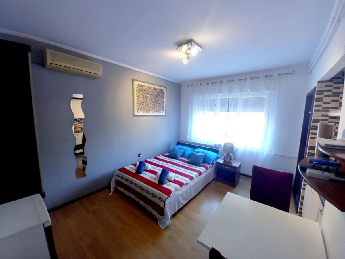 Apartments Lorinda มอชเชนิชกา ดรากา ภายนอก รูปภาพ